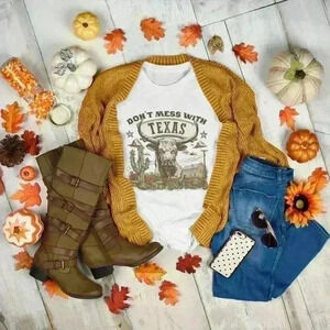 Nataly thyme dint mess with texas trendy  country  tee shirt